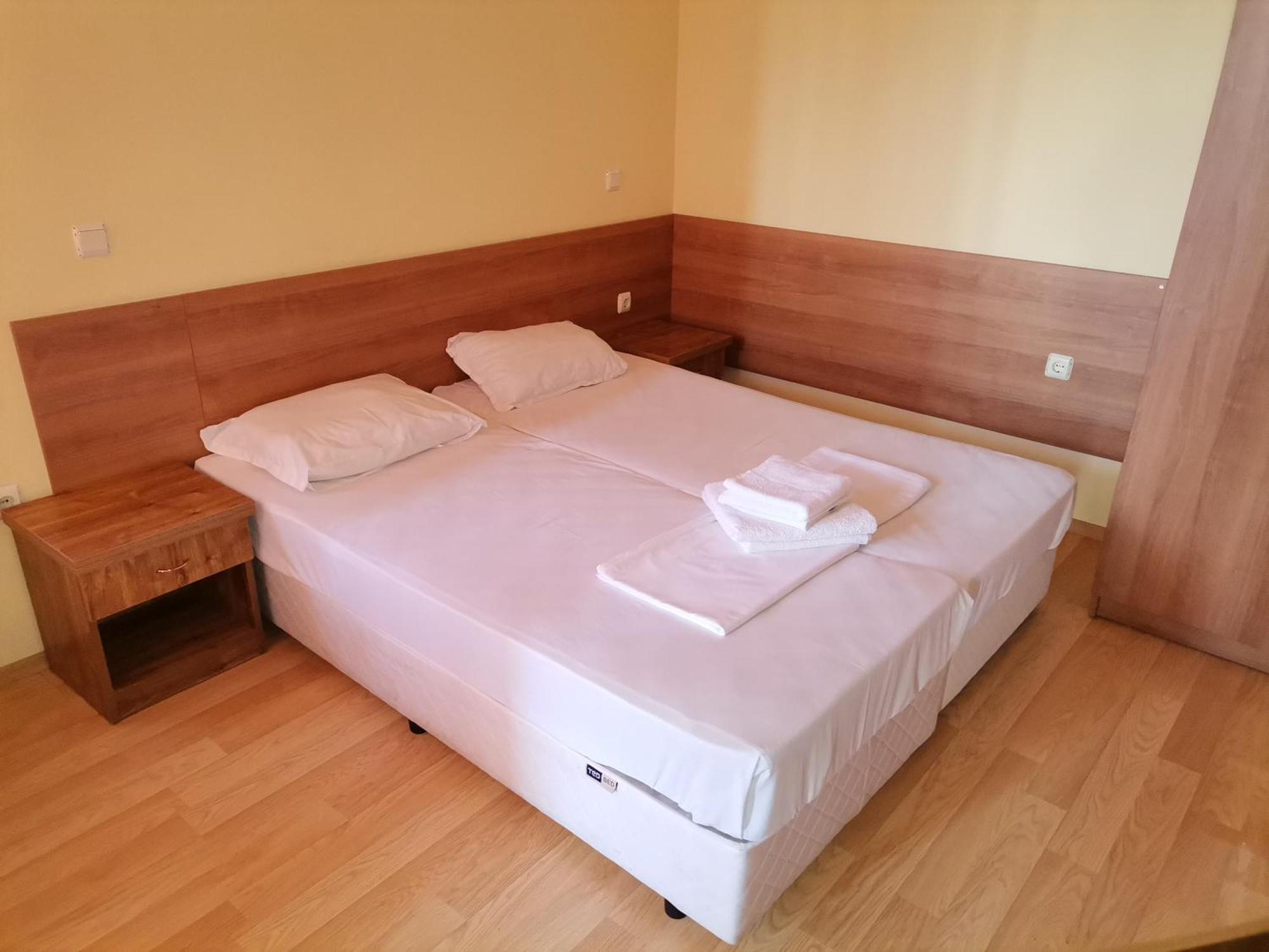 Villa B&B Varna Buitenkant foto