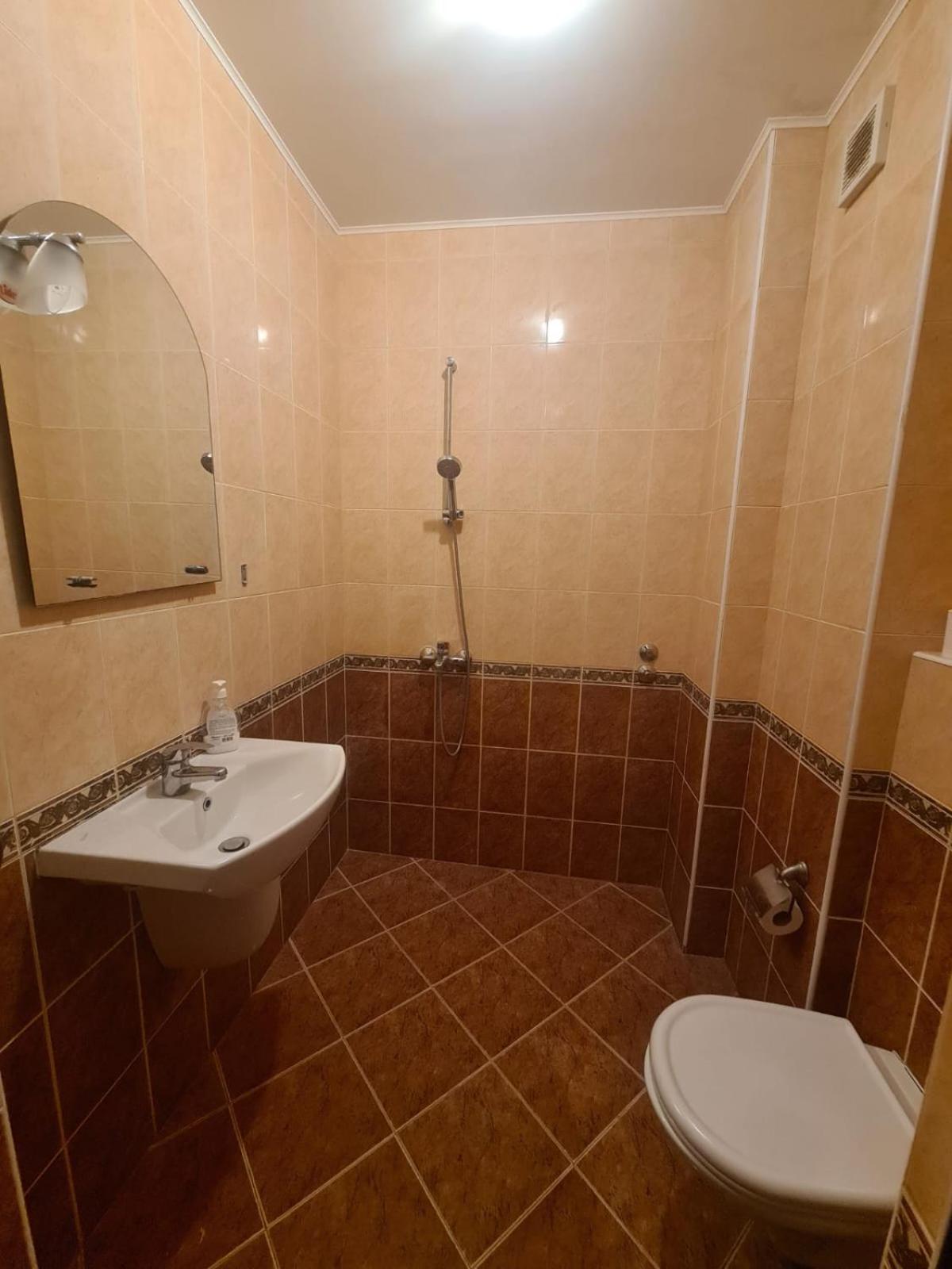 Villa B&B Varna Buitenkant foto
