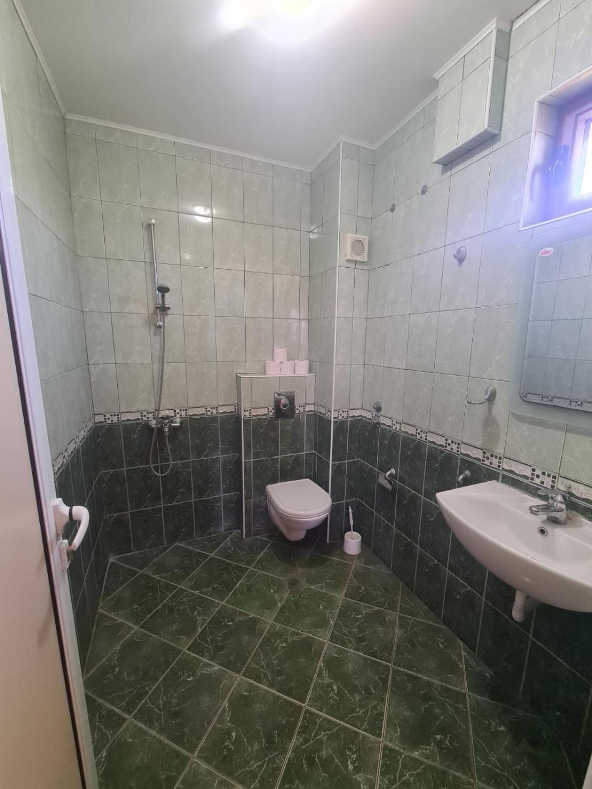 Villa B&B Varna Buitenkant foto