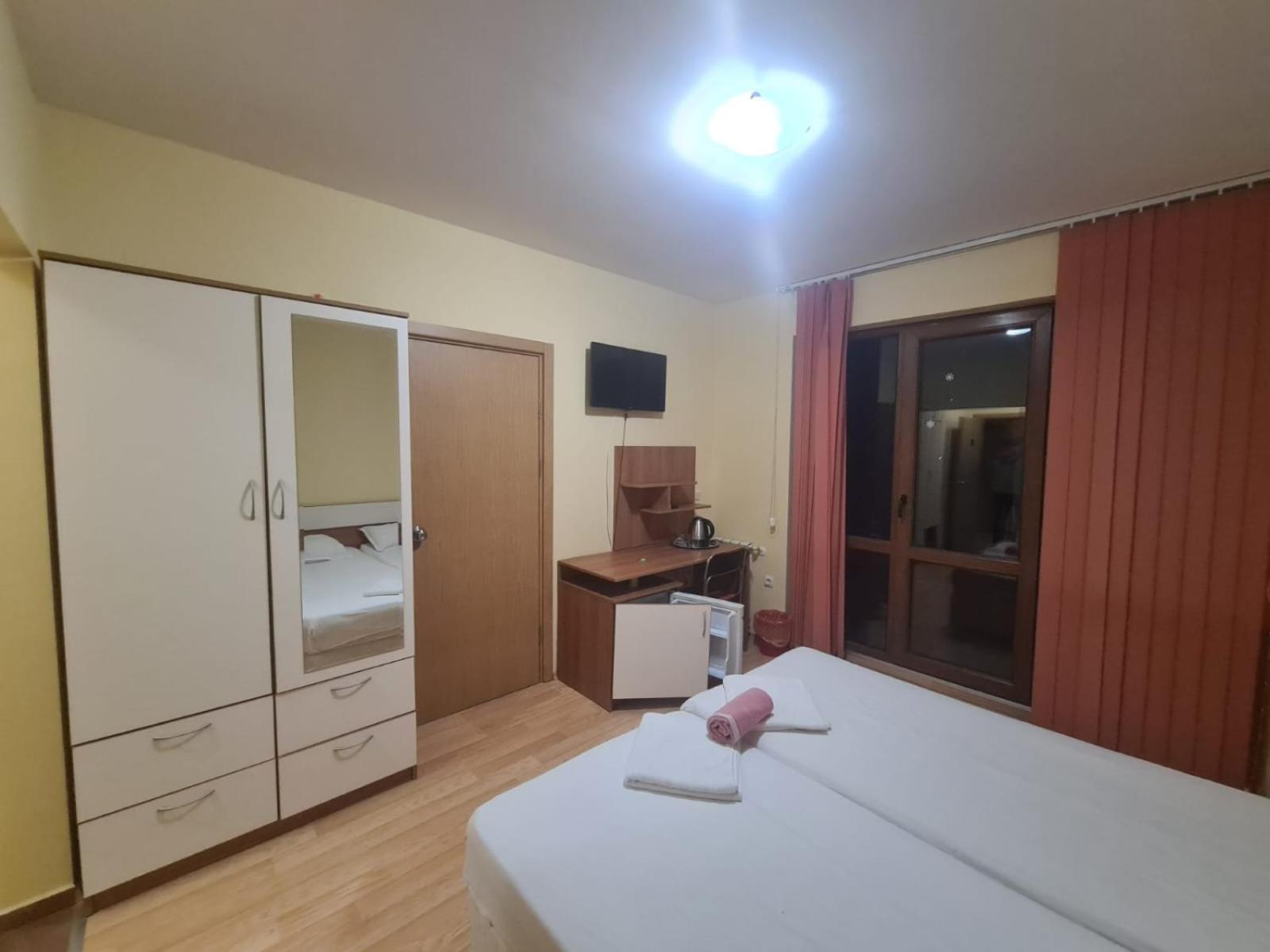 Villa B&B Varna Buitenkant foto
