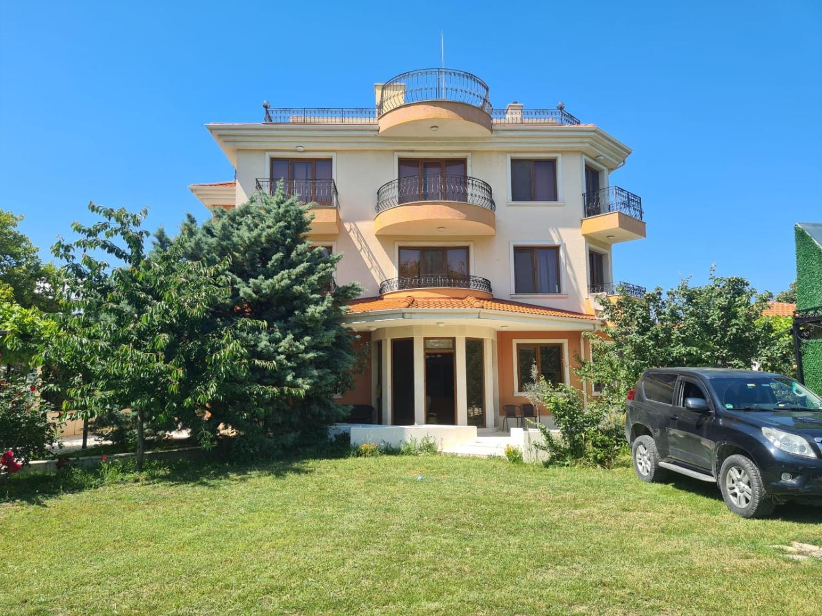 Villa B&B Varna Buitenkant foto